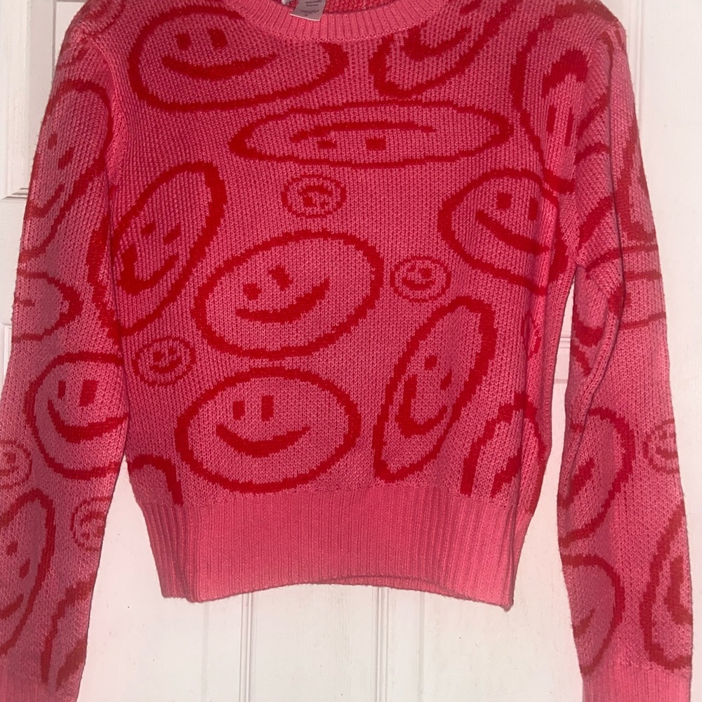 NWOT Cotton Emporium Red and Pink Smiley Sweater